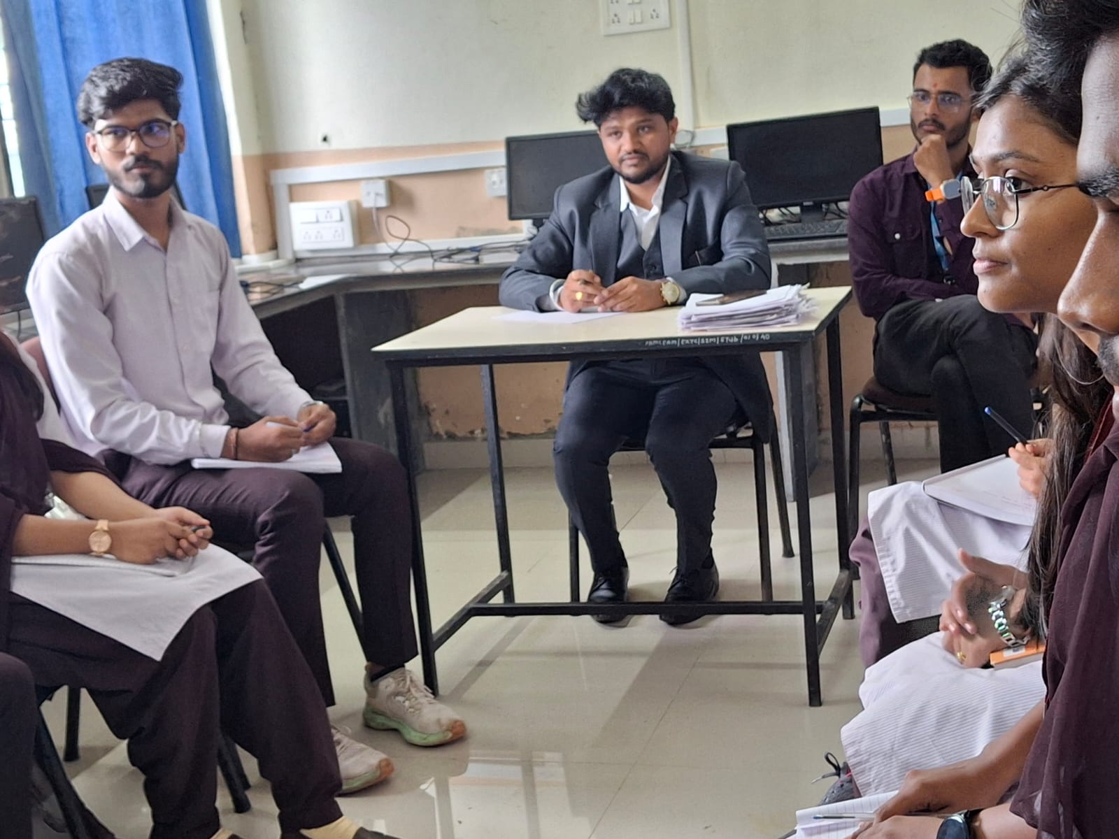 Entrepreneur Nilesh Sabe (M) during campus recruitment drive at Ram Meghe College of Engineering and Management