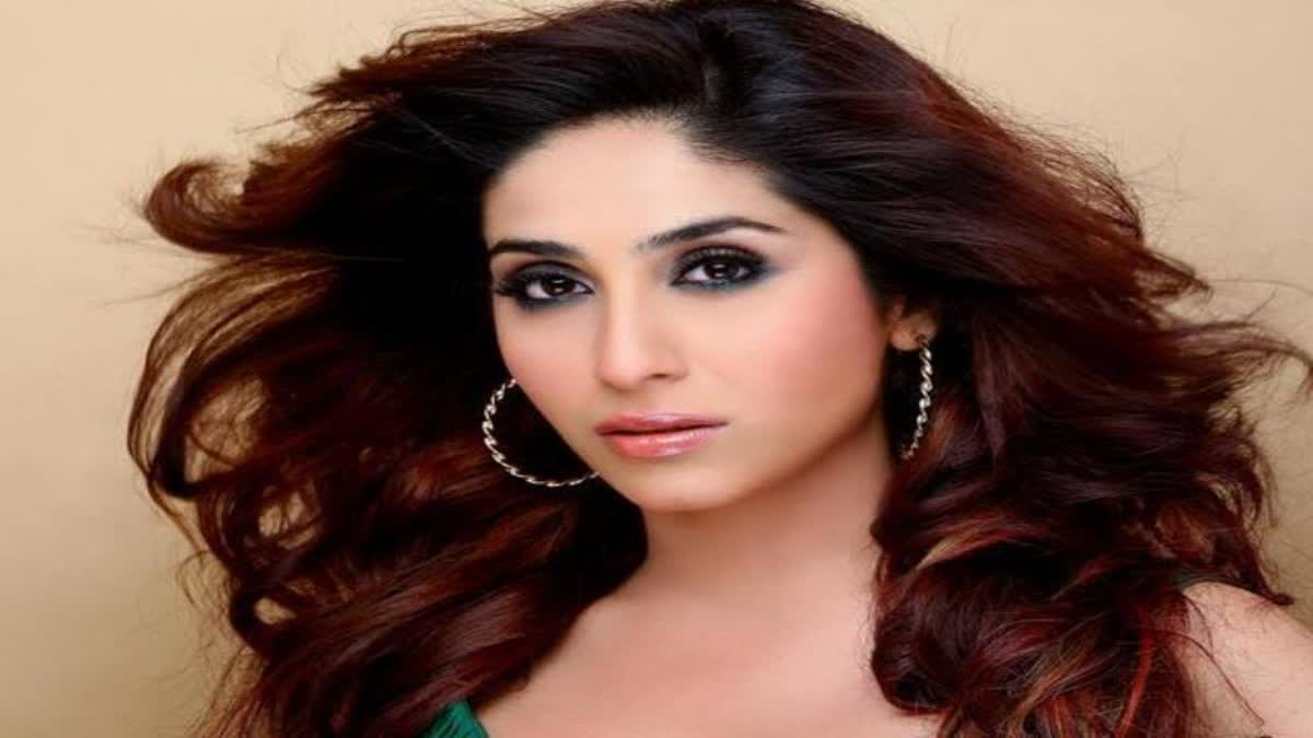 neha bhasin talks about her new song