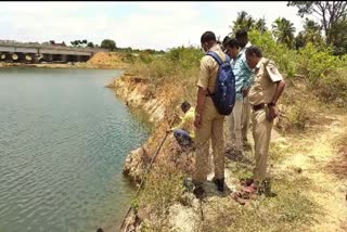 ಕೆರೆಯಲ್ಲಿ  ಯುವಕ ಶವ  ಪತ್ತೆ