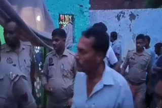 wall collapse in Agra