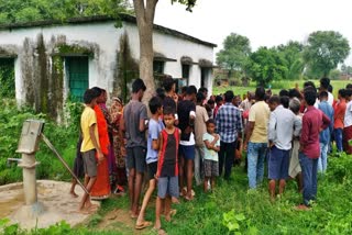 Poster against special caste class in Palamu