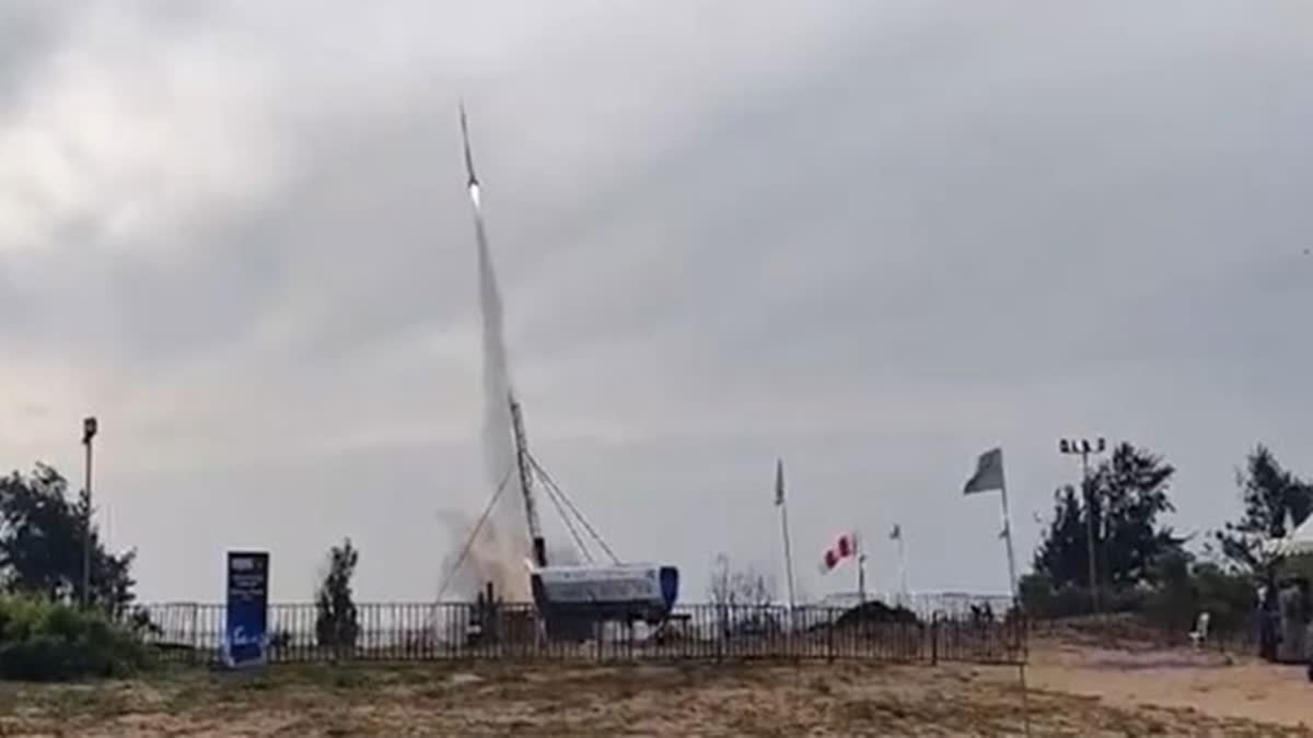 Reusable Hybrid Rocket Rhumi