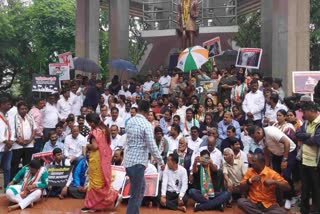 MVA PROTEST AGAINST BADLAPUR RAPE