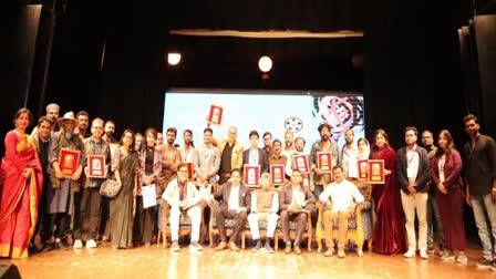 Governor Shiv Pratap Shukla honored best filmmakers