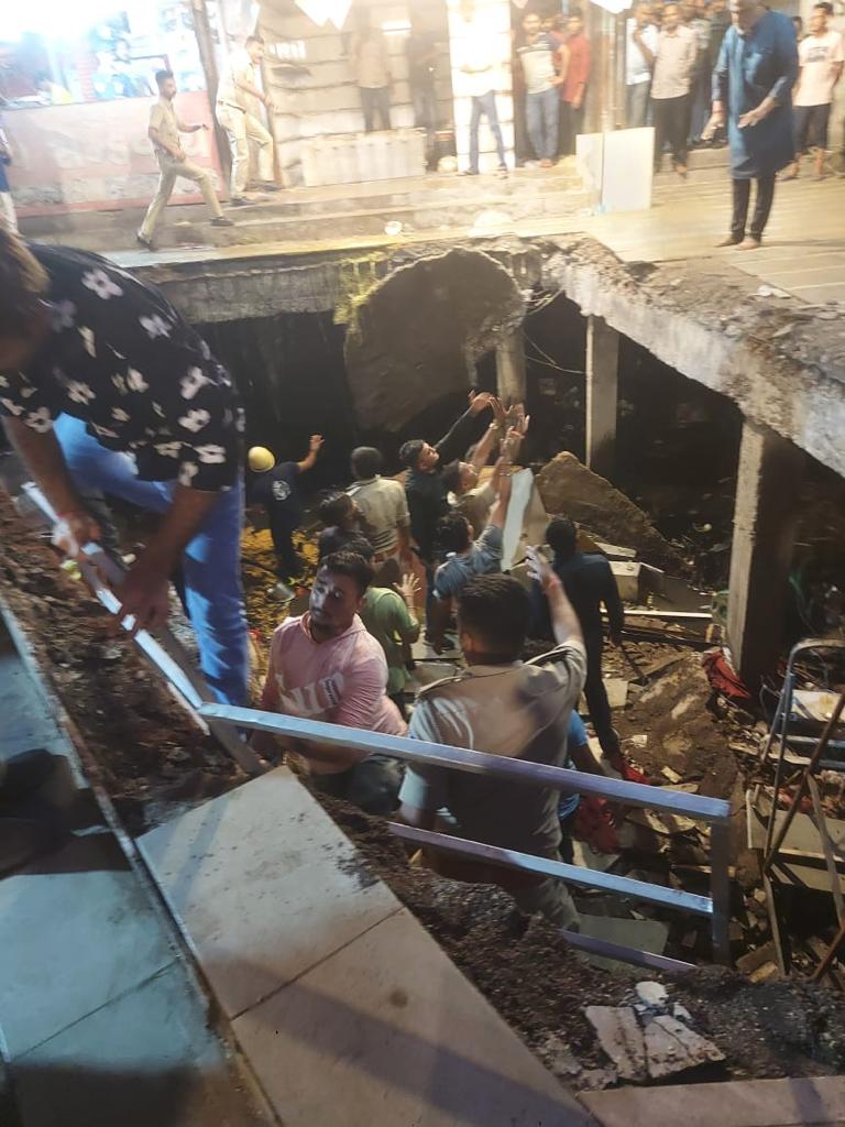 Drain slab broken in Rajkot