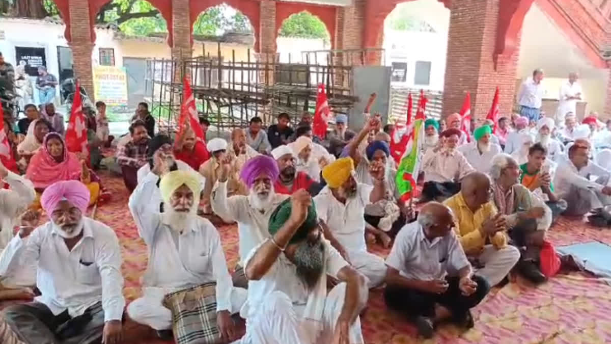 Big protest of farmers in Amritsar against Center and Punjab government