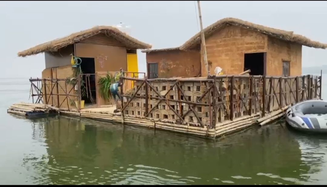 Buxar Floating House Banks Of River Ganga Bihar Flood