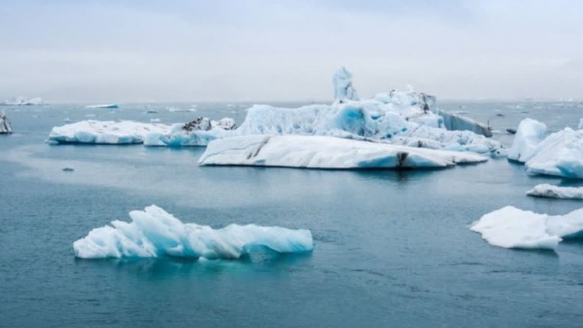 The rate at which the warming Southern Ocean melts the West Antarctic ice sheet will speed up rapidly over the course of this century, regardless of how much emissions fall in coming decades, our new research suggests. This ocean-driven melting is expected to increase sea-level rise, with consequences for coastal communities around the world.