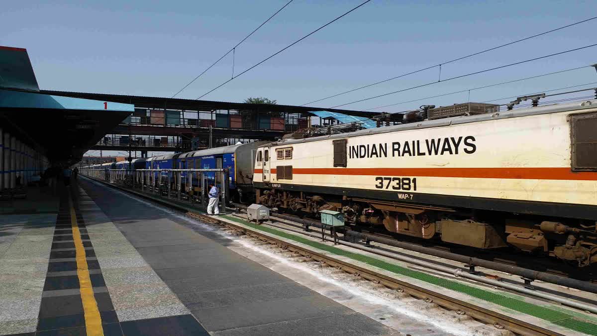trains will run from Delhi to Jammu Kashmir
