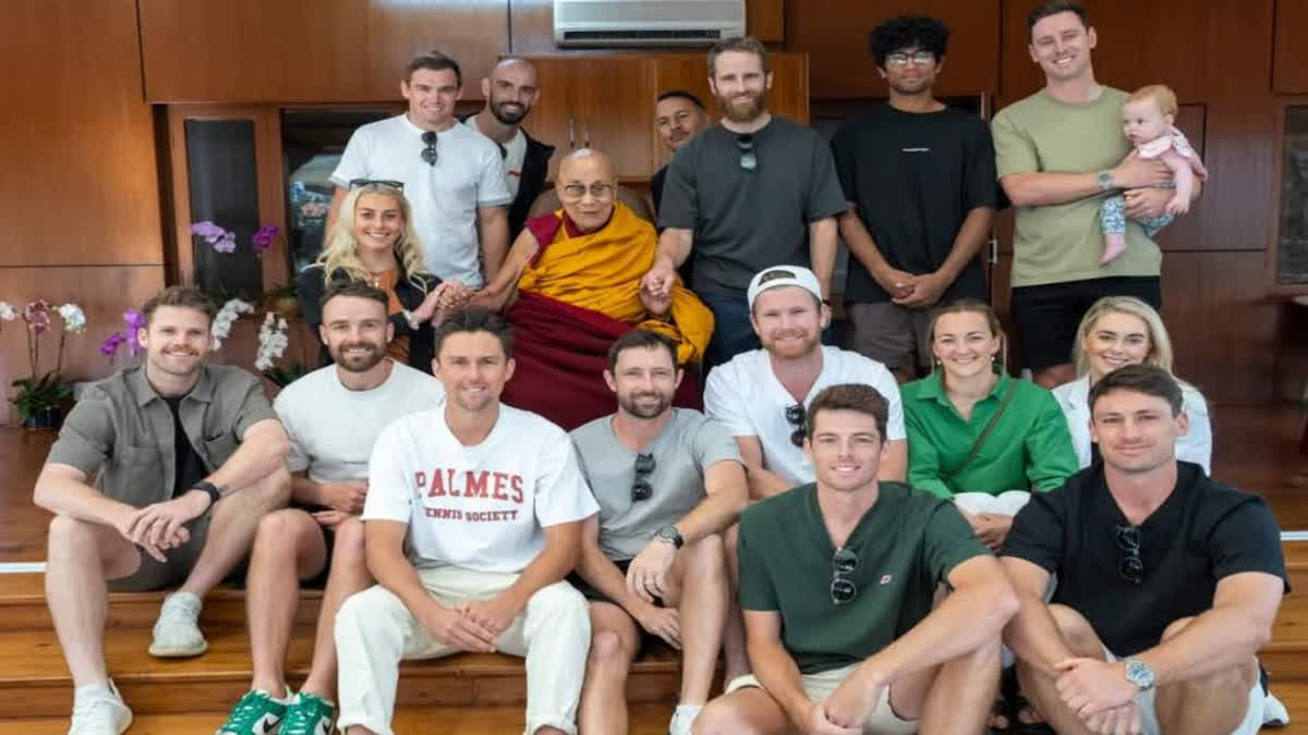 ICC WORLD CUP 2023 NEW ZEALAND CRICKET TEAM PLAYERS MEET DALAI LAMA IN DHARAMSHALA CRICKET WORLD CUP 2023