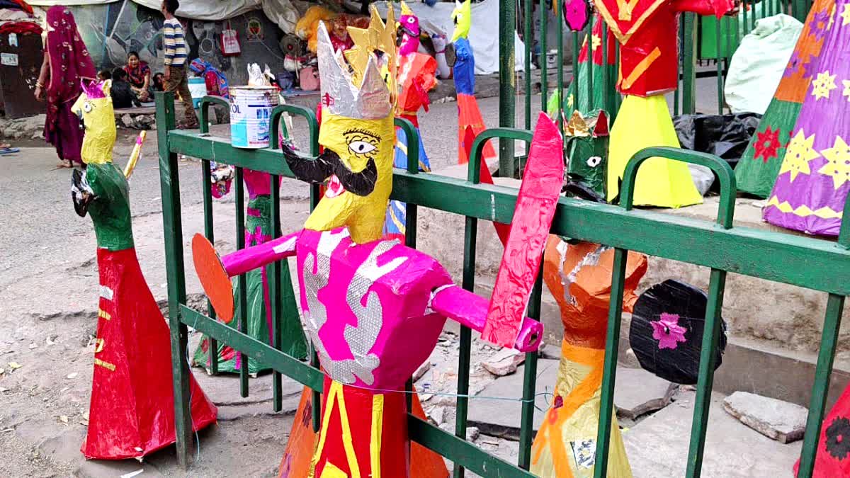 Sale of effigies increased in Delhi