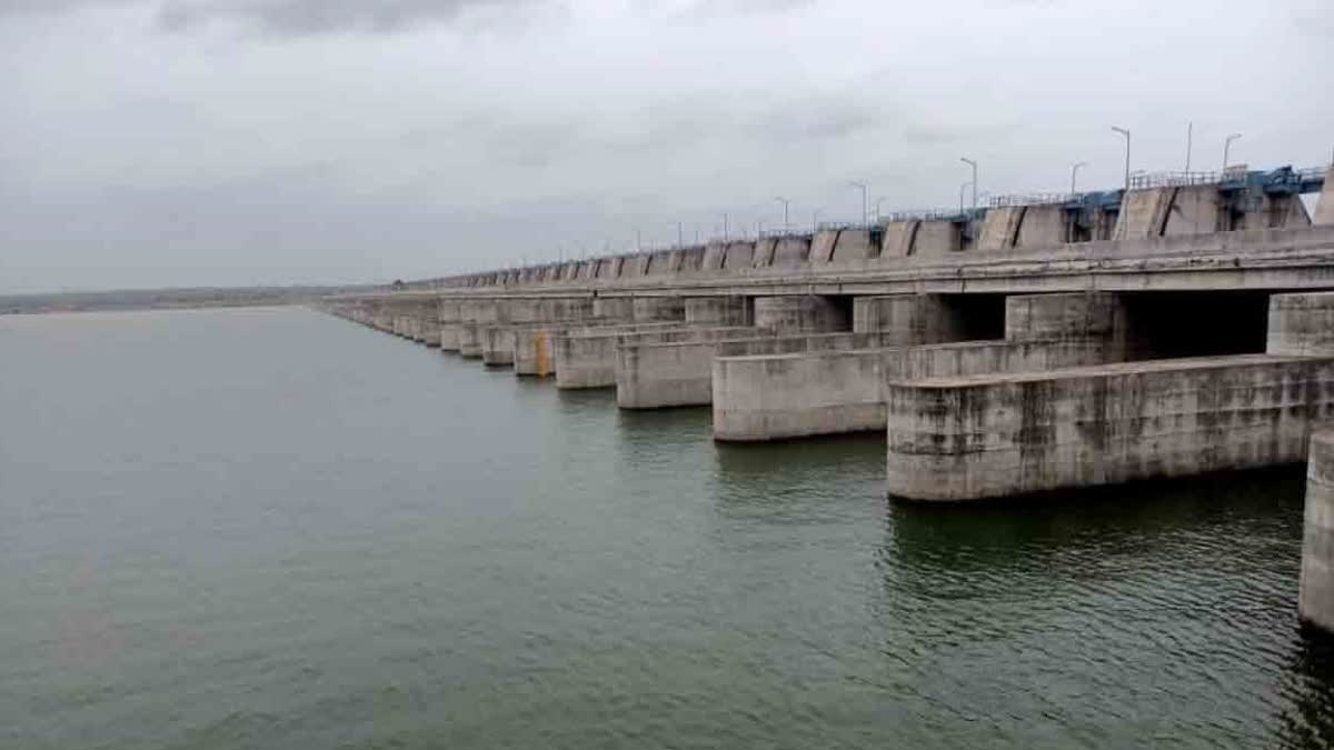 Medigadda Lakshmi Barrage Pole Collapsed