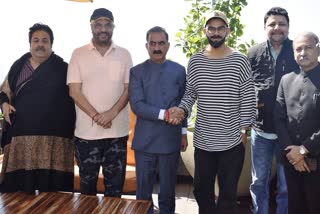 Virat Kohli Meets Himachal CM