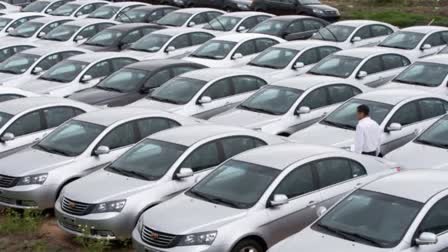 record break Vehicle buying on Dussehra in Ahmedabad,  report of 15 thousand vehicles sold