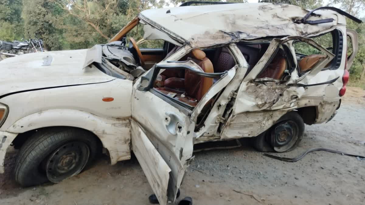 four-people-died-in-palamu-road-accident