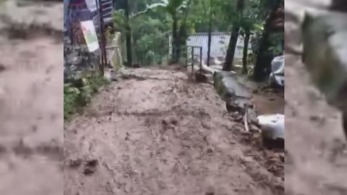 കൊല്ലത്ത് ഉരുൾപൊട്ടൽ  KOLLAM LANDSLIDE  മഴ വാർത്തകൾ  RAIN NEWS KERALA