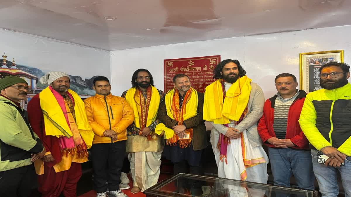 ACTOR MOHAN BABU REACHED BADRINATH