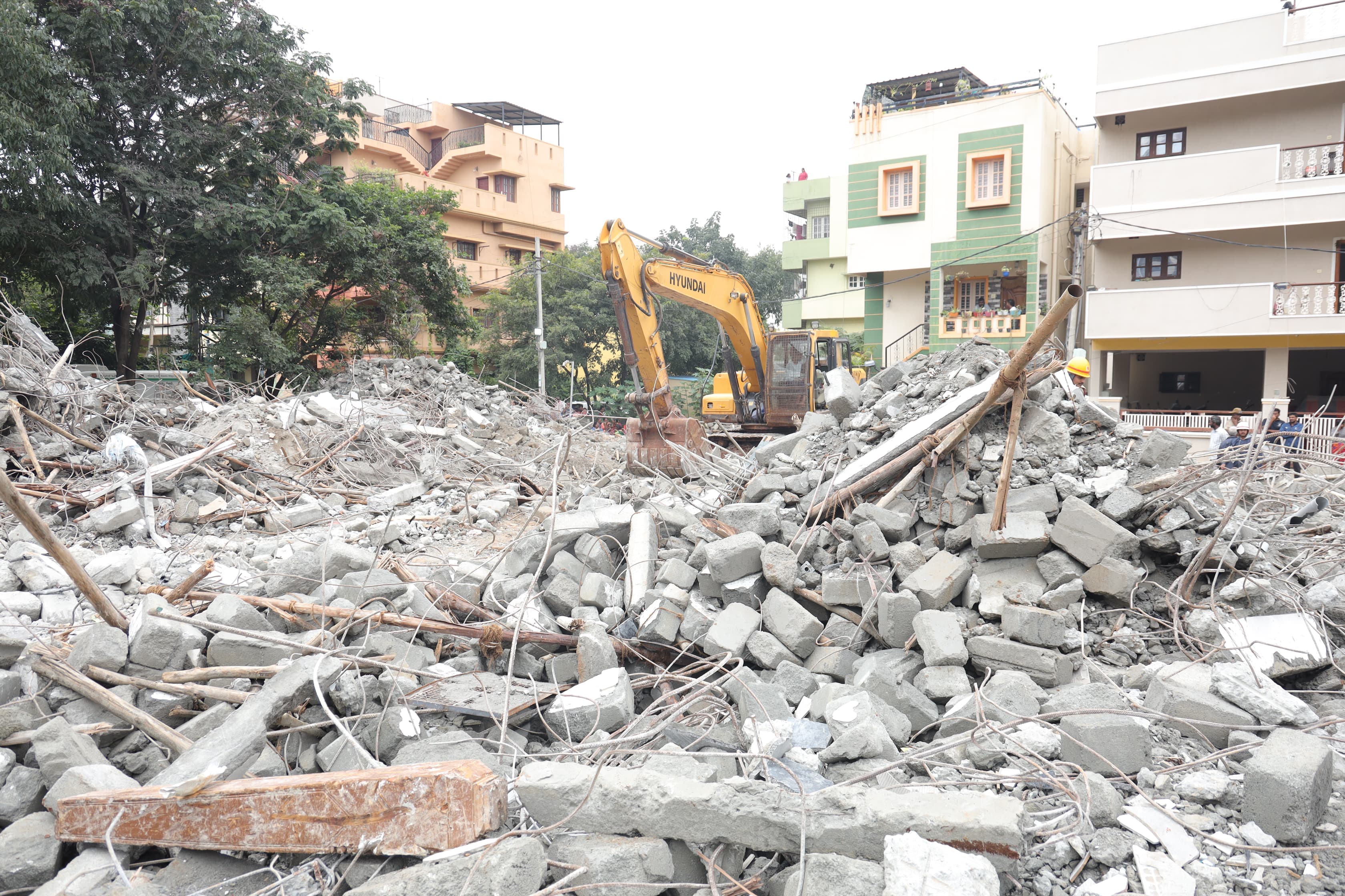 Building collapsed