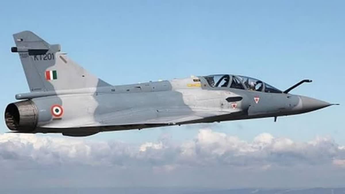 Jabalpur news Mirage fighter plane hovered in sky