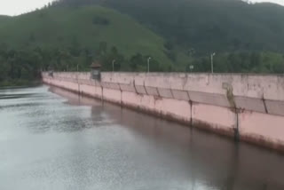 water level increased in Mullaperiyar dam flood warning issued to the river bank near living people