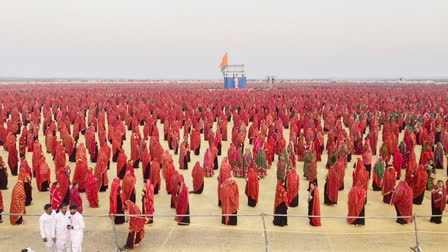 Gujarat: 37,000 Ahir community women together perform Maharaas