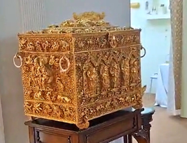 golden box