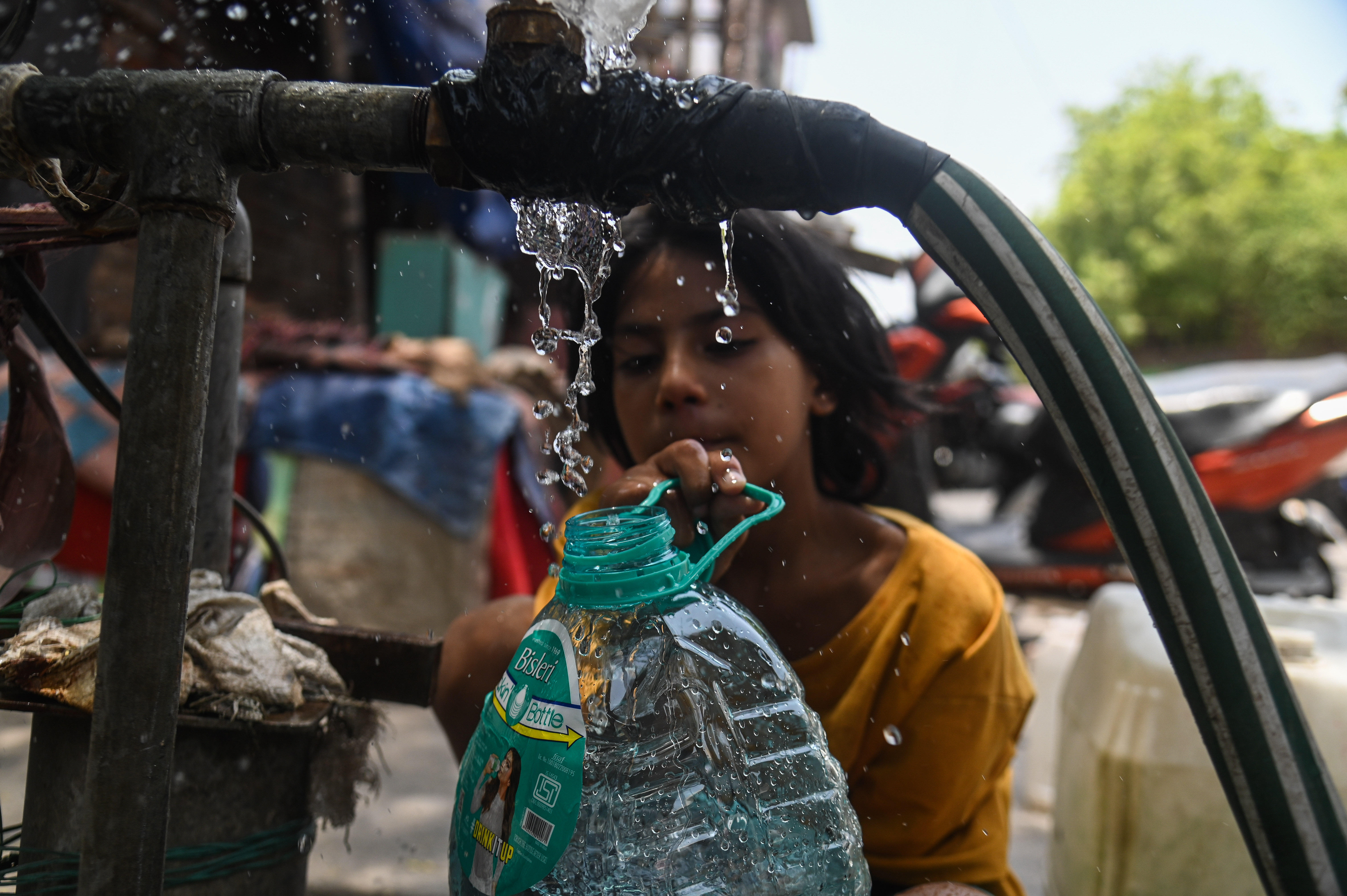 ABHIJIT BANERJEE WARNS WATER CRISIS  WATER CRISIS IN INDIA  REASONS OF WATER CRISIS  WATER CRISES MAY BIGGEST ISSUE