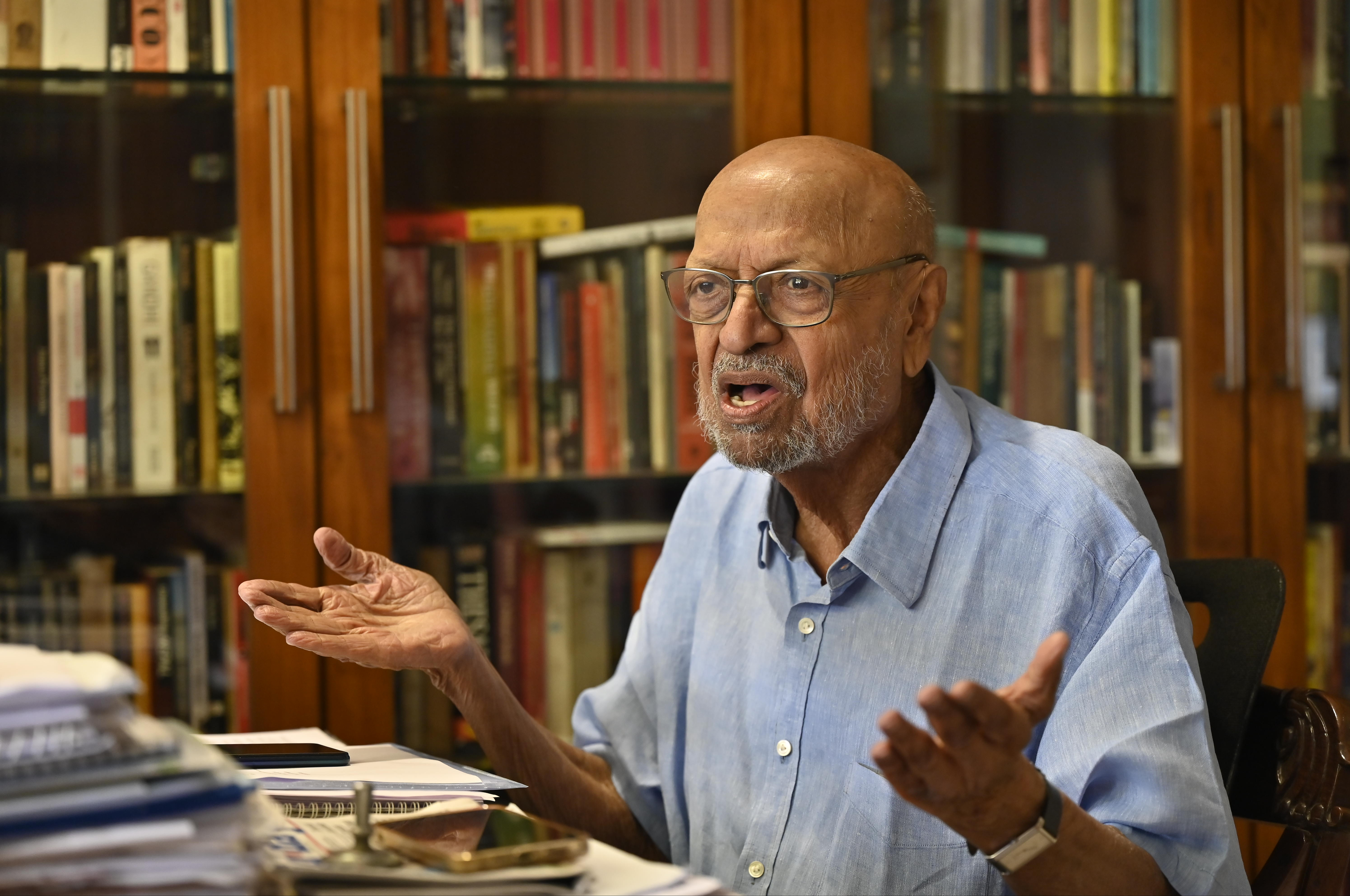 Shyam Benegal, who shaped the Indian parallel cinema movement, passed at 90 away after battling chronic kidney disease. He is survived by his daughter and wife, Nira Benegal.