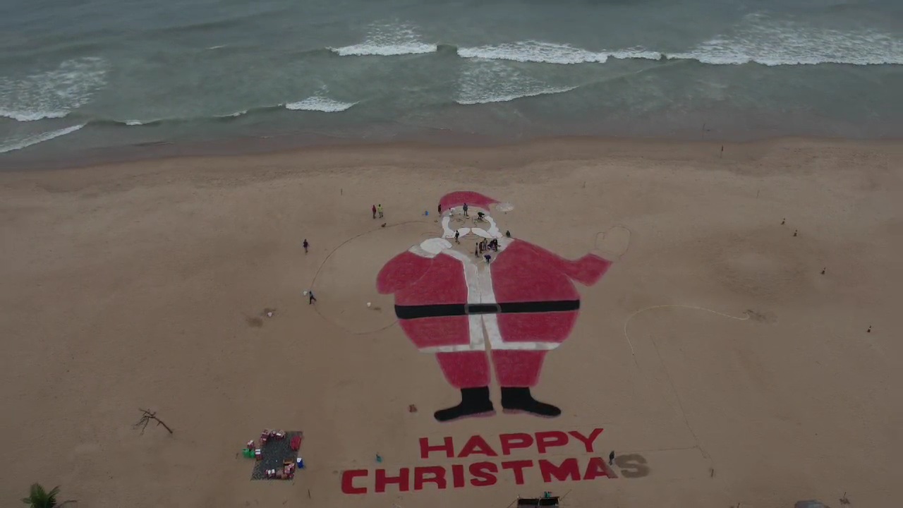 SANTA CLAUS SAND ART