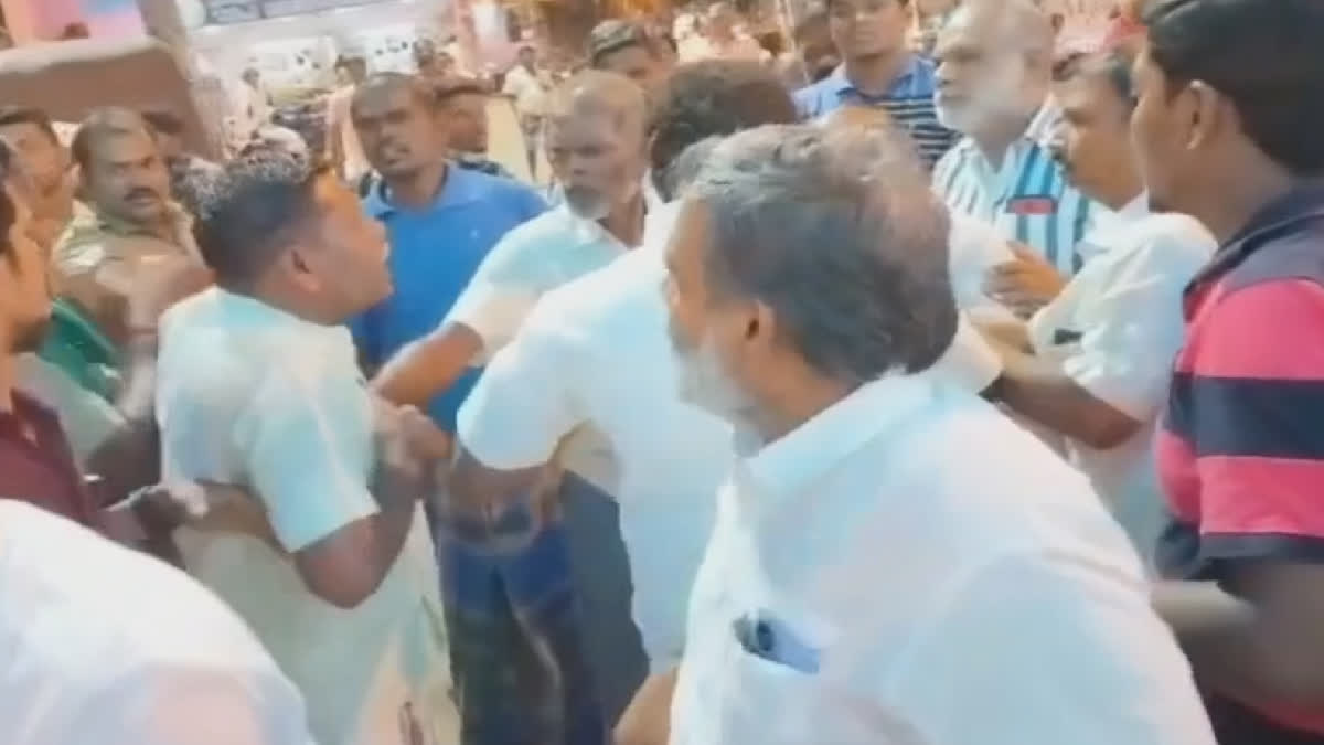 dmk party members clash at kadayanallur kanthuri festival