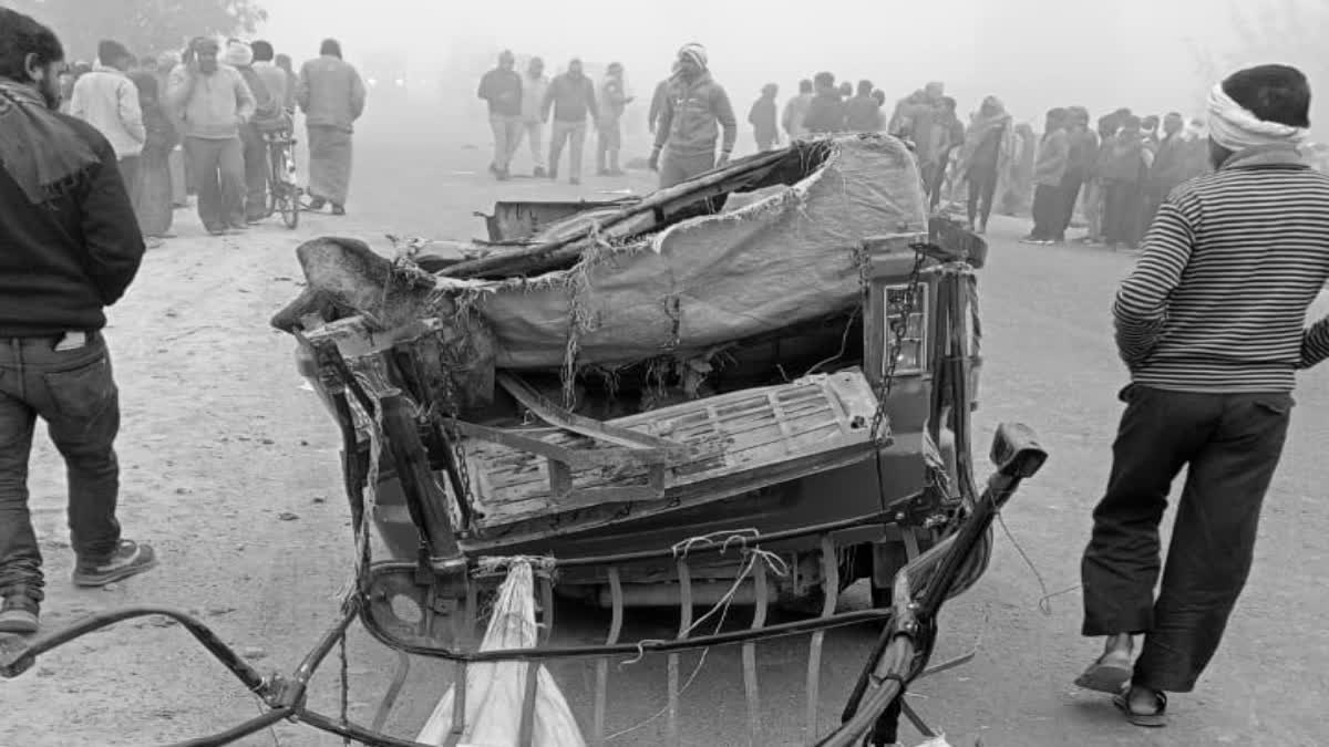 12 killed in as container truck collides with autorickshaw amid fog in UP