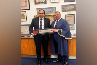 Ajit Mishra received the prestigious 'Freedom Of The City Of London' award.