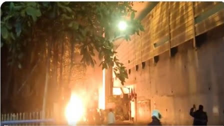 Asmi Industrial Complex in Goregaon caught fire