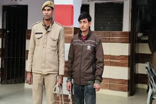 पुलिस की गिरफ्त में आरोपी वारिस.