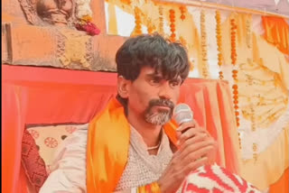 Maratha quota activist Manoj Patil has alleged that Maharashtra Deputy Chief Minister Devendra Fadnavis is trying to kill him