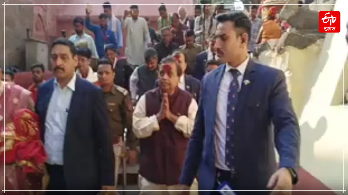 Mukesh Ambani at Kamakhya Temple