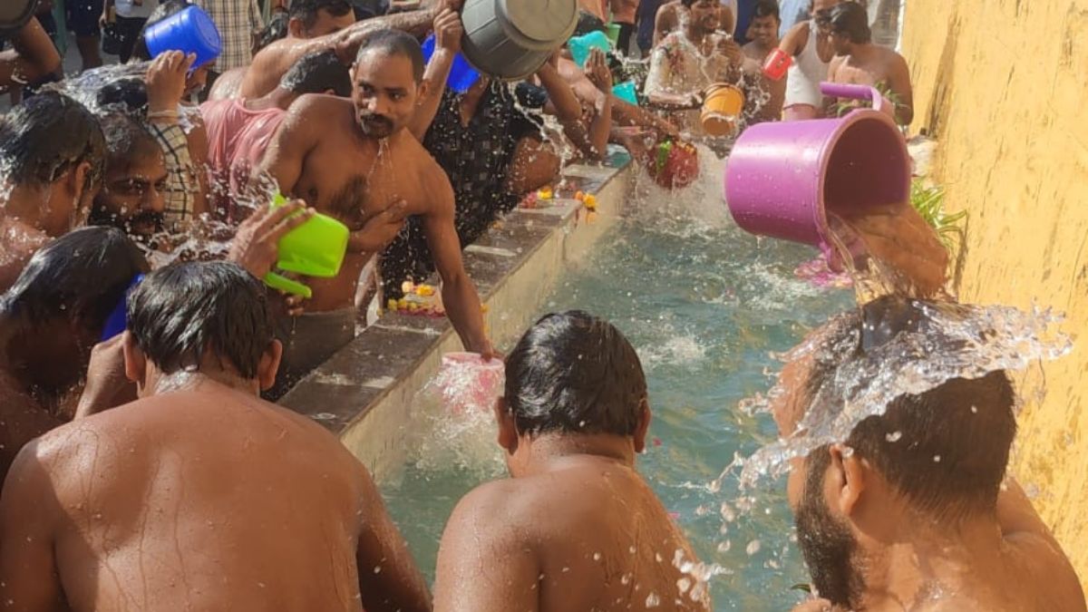 GANGA BATH OF PRISONERS IN JAIL