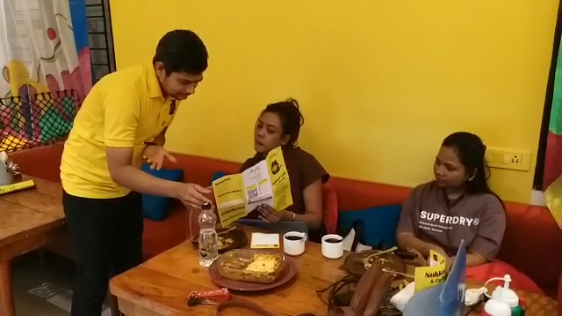 Divyang Working In Nukkad Cafe