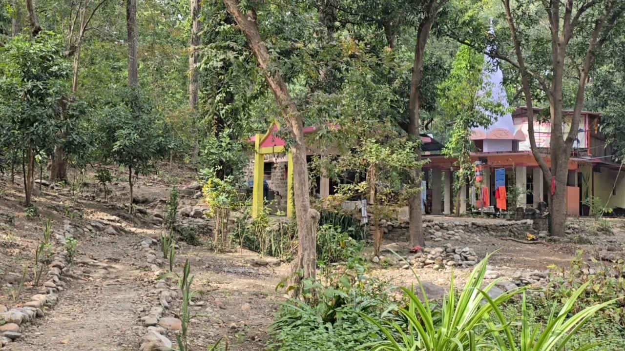 Garal Kantheswar Mahadev Temple of Dhikuli Ramnagar