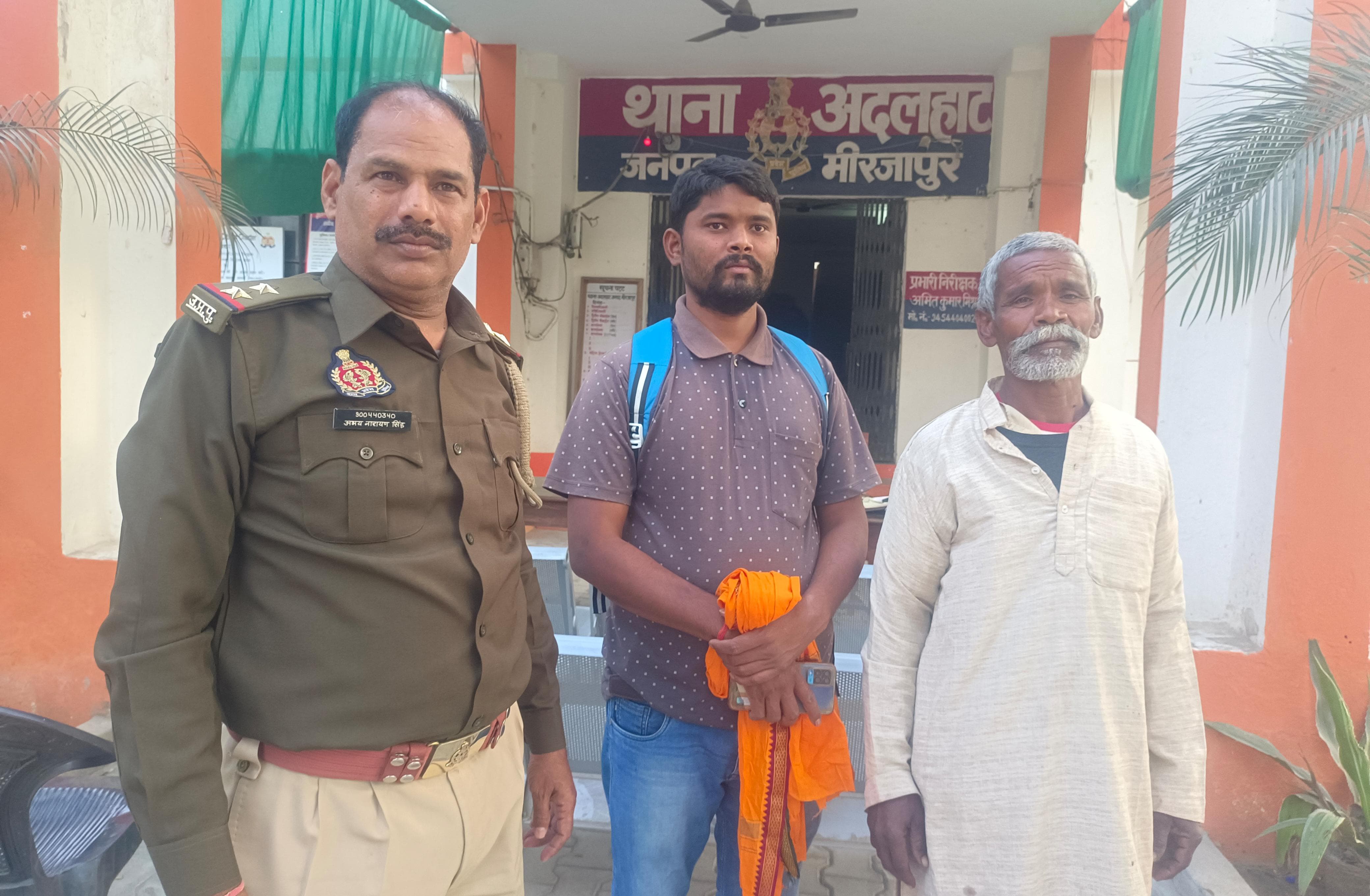 bihar-elderly man wandered hungry 12 days after taking dip police reunited family mahakumbh snan 2025 story