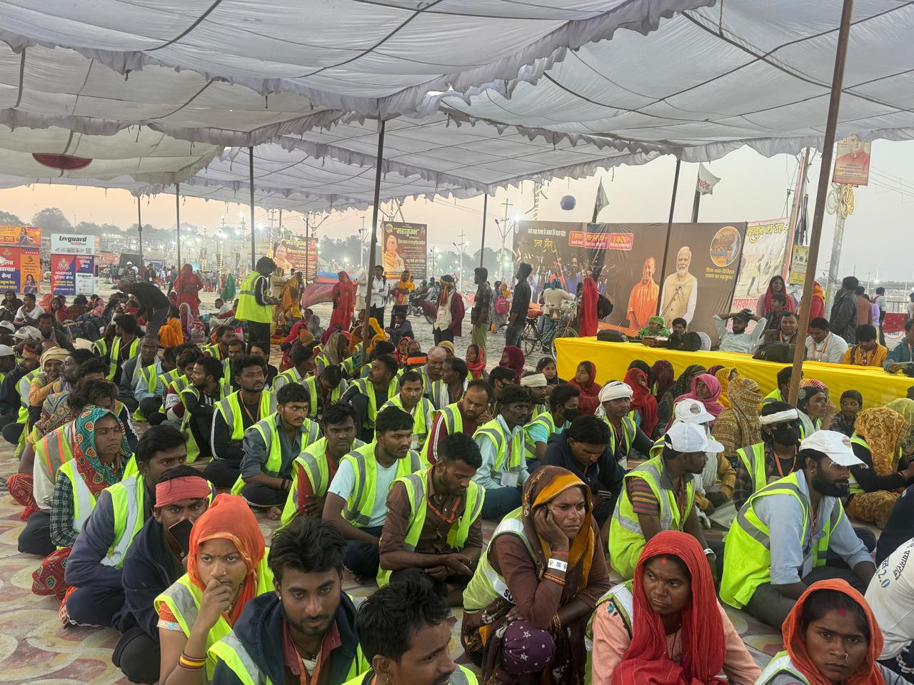 Maha Kumbh: 15,000 Workers Conduct Synchronised Cleanliness Drive, Eye World Record