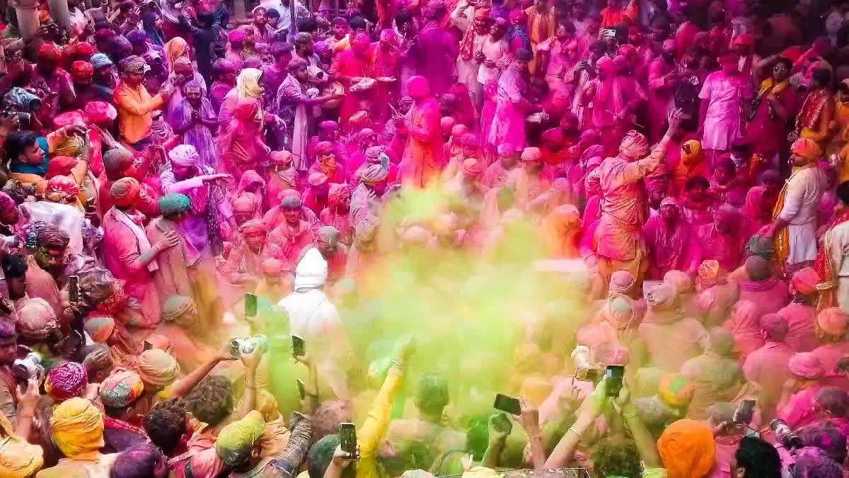 FESTIVAL OF COLORS ; DIFFERENT TYPES OF HOLI IN INDIA