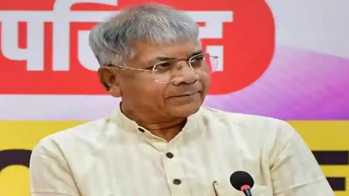 Political analysts expressed their opinion on Prakash Ambedkar Attempt to Form a Third Alliance