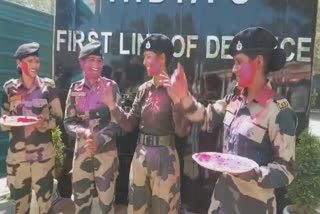 border-security-forces-celebrate-holi-at-international-border-in-jammu