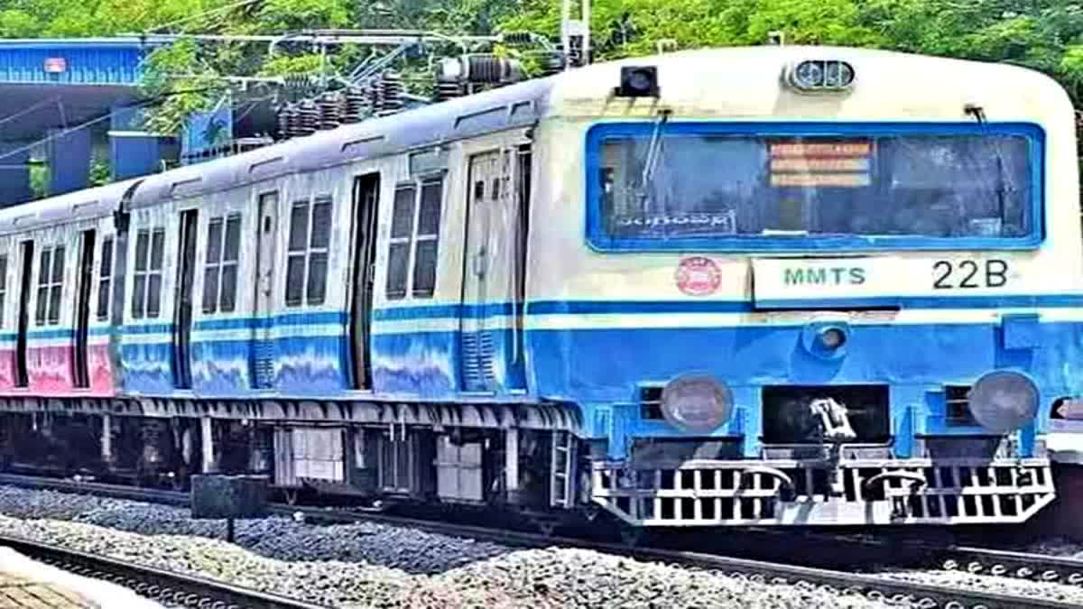 Minimal Patrolling on Trains Due To Staff Shortage