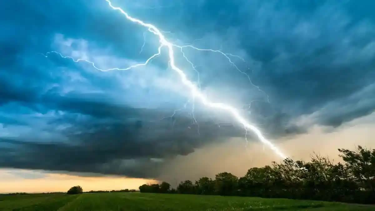 Hailstorm And Rain In Haryana