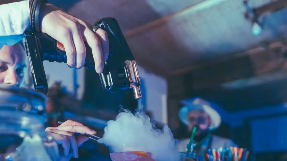 స్మోక్ పాన్, బిస్కెట్ సరదా కాదు, ప్రాణాంతకం! ఎవరూ తినొద్దని ప్రభుత్వం