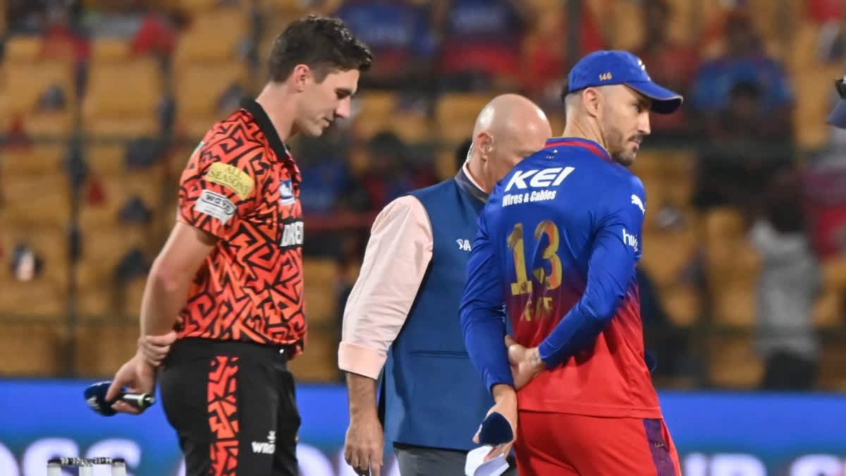 Rampagin Sunrisers Hyderabad are taking on Royal Challengers Bengaluru in match number 41 of the ongoing season of the Indian Premier League (IPL) at Rajiv Gandhi International Stadium in Hyderabad on Thursday.