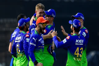 Royal Challengers Bengaluru (RCB) will be playing their 250th Indian Premier League (IPL) game when took the field against formidable Sunrisers Hyderabad in match number 41 of the ongoing 17th season of the cash-rich league. RCB became the second team to achieve this incredible feat after Mumbai Indians.