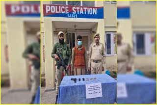 Etv BharatleT-militant-associate-arrested-with-arms-in-uri-baramulla-says-police